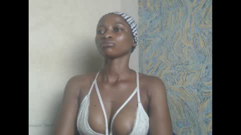 juicypiexx online show from March 12, 2025, 2:52 am