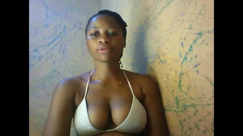 juicypiexx online show from December 16, 2025, 3:06 pm