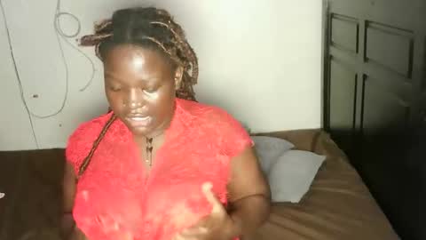 Snapshot of juicyslurrt chatting on November 12, 2025, 6:19 pm juicyslurrt online show from November 12, 2025, 6:19 pm