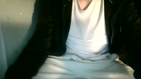 juju78juju online show from February 19, 2025, 10:42 pm