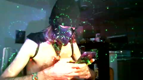 Juk3B0x77 online show from November 23, 2025, 5:07 am