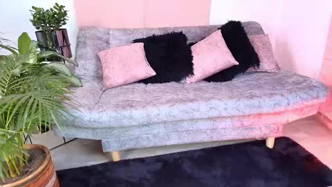 Snapshot of jules_n_gia chatting on January 12, 2026, 4:12 pm Jules and Gia online show from January 12, 2026, 4:12 pm