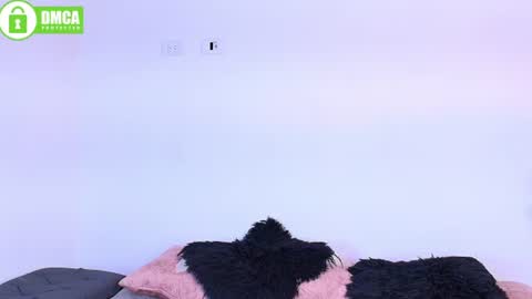Snapshot of jules_n_gia chatting on June 14, 2026, 4:42 pm Jules and Gia online show from June 14, 2026, 4:42 pm