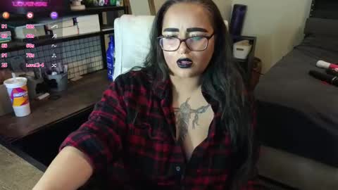 Julesss online show from October 6, 2025, 6:33 am