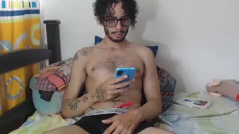 Julfigo online show from October 23, 2025, 6:50 pm