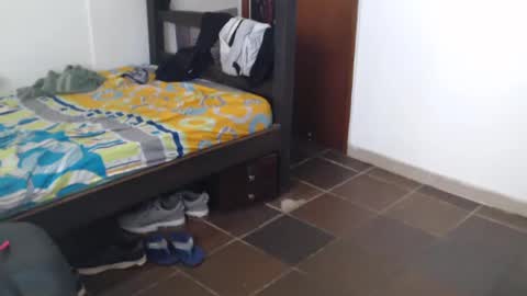 Snapshot of julfigo chatting on June 27, 2026, 4:12 pm Julfigo online show from June 27, 2026, 4:12 pm