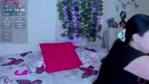 Snapshot of juli_castillo1 chatting on April 20, 2026, 3:04 pm juli_castillo1 online show from April 20, 2026, 3:04 pm