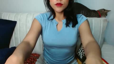 Snapshot of juli_love11 chatting on December 4, 2024, 12:30 am JULIETA online show from December 4, 2024, 12:30 am