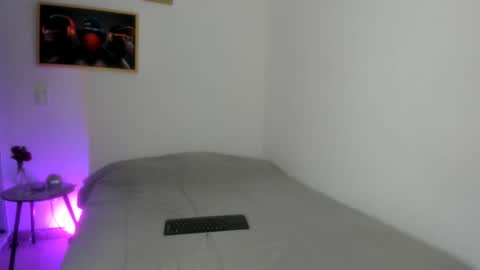 Snapshot of juli_santos_22 chatting on July 31, 2026, 1:21 pm juli_santos_22 online show from July 31, 2026, 1:21 pm