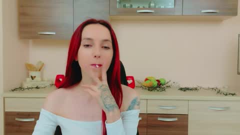 Snapshot of julia__jae chatting on May 22, 2026, 6:42 am JuliaJae online show from May 22, 2026, 6:42 am