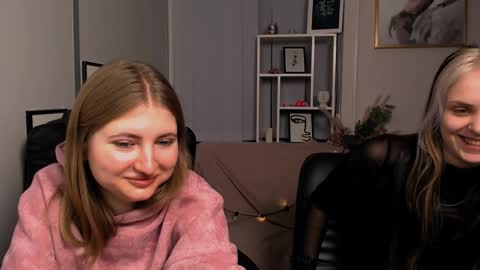 Julia  online show from December 5, 2024, 2:00 pm