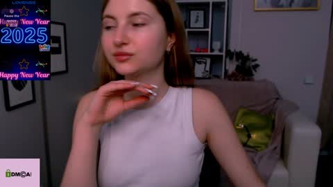 Julia  online show from January 6, 2025, 4:44 pm