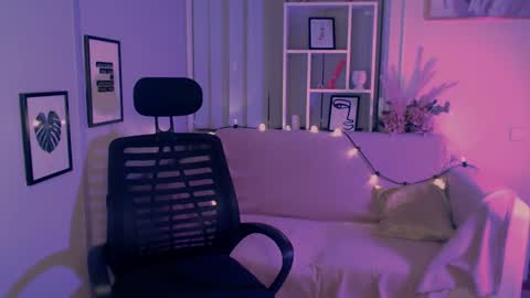 Julia  online show from January 10, 2025, 11:29 pm