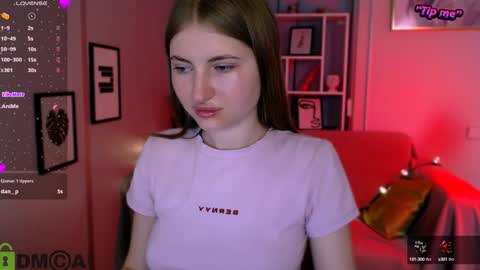 Julia  online show from February 7, 2025, 9:15 pm