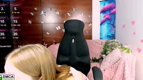 Julia  online show from February 22, 2025, 1:46 pm