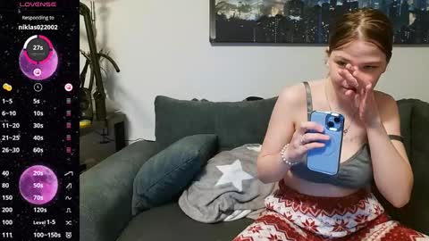 Snapshot of julia_official chatting on March 3, 2025, 9:15 pm julia_official online show from March 3, 2025, 9:15 pm