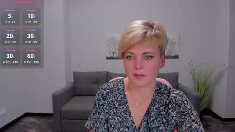 Snapshot of julia_wilsons chatting on December 10, 2024, 1:00 pm Julia online show from December 10, 2024, 1:00 pm