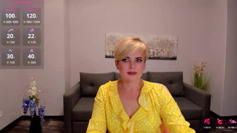 Snapshot of julia_wilsons chatting on September 17, 2025, 12:07 pm Julia online show from September 17, 2025, 12:07 pm