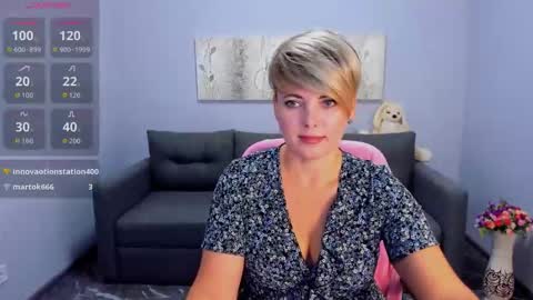 Snapshot of julia_wilsons chatting on October 1, 2025, 6:08 am Julia online show from October 1, 2025, 6:08 am