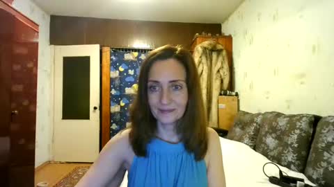 juliaa_foxi online show from December 3, 2024, 9:45 pm