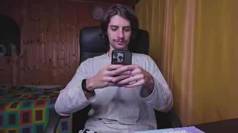 julian_cassablanca online show from February 24, 2025, 9:31 pm