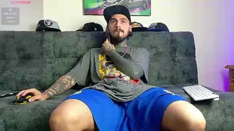 Julian independent model online show from July 26, 2026, 12:56 pm