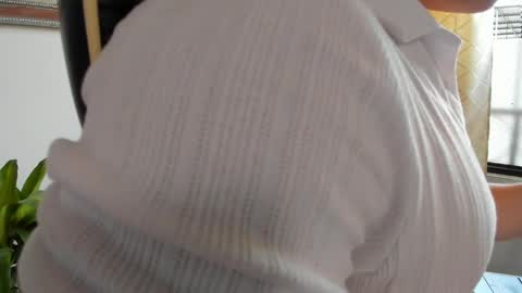 Snapshot of julian_wallace chatting on April 29, 2026, 7:42 pm julian_wallace online show from April 29, 2026, 7:42 pm