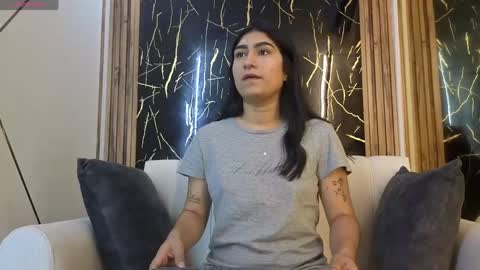 juliana23_pm online show from April 15, 2026, 5:42 pm