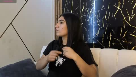 juliana23_pm online show from April 16, 2026, 4:41 pm