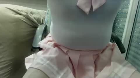 juliana online show from February 4, 2025, 4:18 pm