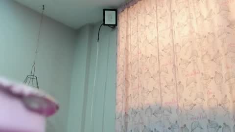 Juliana online show from April 7, 2026, 3:12 pm