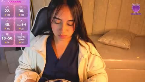 Snapshot of juliana_tx chatting on November 11, 2025, 2:22 am Online 2200 to 600 online show from November 11, 2025, 2:22 am