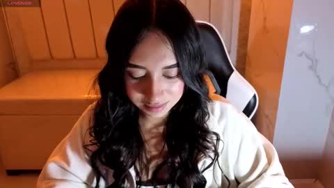 Snapshot of juliana_tx chatting on November 20, 2025, 2:56 am Online 2200 to 600 online show from November 20, 2025, 2:56 am