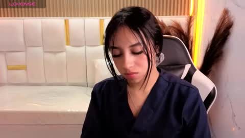 Snapshot of juliana_tx chatting on March 4, 2026, 3:01 am Online 2200 to 600 online show from March 4, 2026, 3:01 am