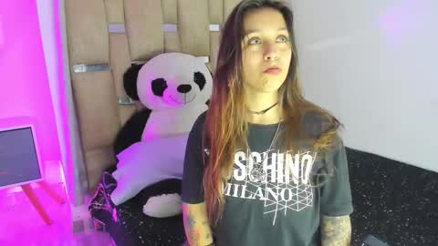 Snapshot of julianacarter chatting on September 8, 2025, 7:35 pm JulianaCarter online show from September 8, 2025, 7:35 pm