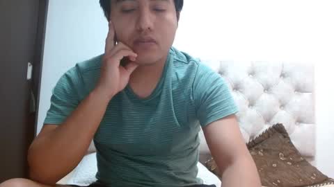 Julian online show from September 14, 2025, 9:36 pm