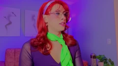 Snapshot of julianna_saenz chatting on February 16, 2026, 2:40 am Juliana online show from February 16, 2026, 2:40 am