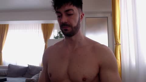 JulianRoyce online show from March 25, 2026, 12:44 pm