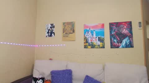 Jul online show from January 27, 2025, 6:20 pm