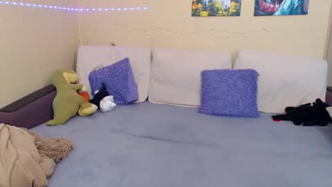 Jul online show from February 12, 2025, 9:42 am