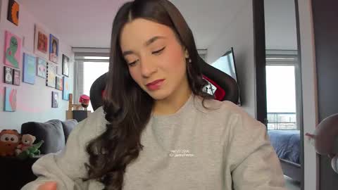 Jeimy Help me to reach 100 thumbs up online show from March 22, 2026, 10:24 pm