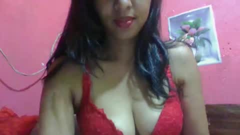julie0612 online show from March 15, 2026, 6:47 pm