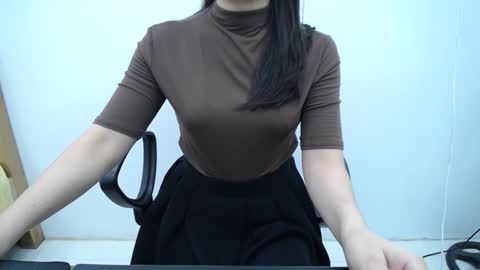 julie9x online show from October 25, 2025, 9:31 pm