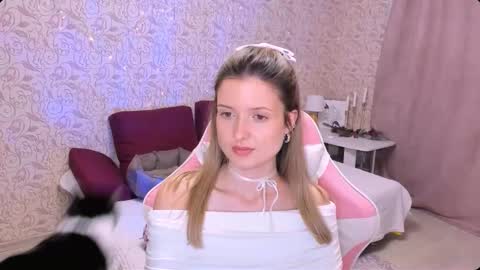 Julie online show from January 27, 2025, 7:13 pm