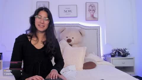 Snapshot of juliee_ross chatting on June 16, 2026, 1:14 pm juliee_ross online show from June 16, 2026, 1:14 pm