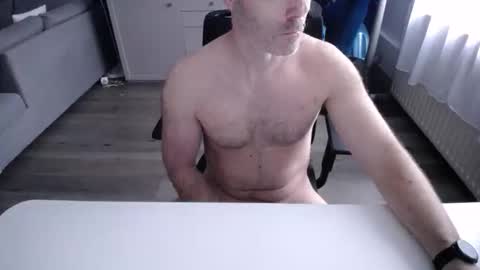 julienneedyou online show from January 9, 2026, 9:56 am