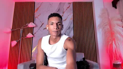 Julien online show from October 2, 2025, 12:23 pm