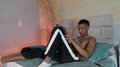 Julien online show from May 30, 2026, 12:52 am