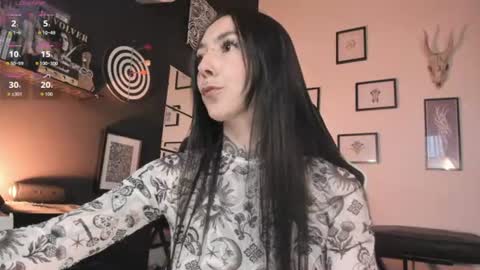 Snapshot of juliet_sourire chatting on July 30, 2026, 8:30 pm juliet_sourire online show from July 30, 2026, 8:30 pm