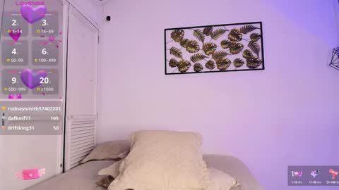 Juli online show from December 19, 2024, 10:32 pm